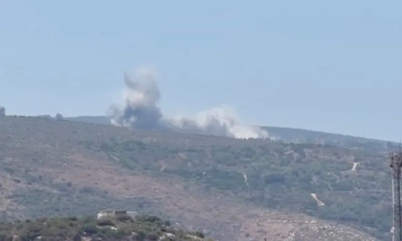 Smoke rises from a hill following Israeli air strikes, after the Israeli military issued an evacuation warning to the village of Mansouri, Lebanon, August 5, 2026. &mdash;Reuters
