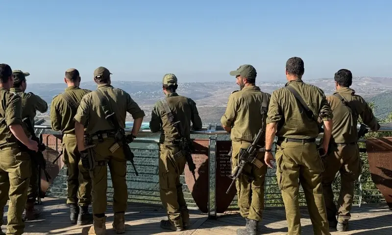 Israeli soldiers look towards Lebanon, from the Israeli side of the Israel-Lebanon border in northern Israel, August 5, 2026. &mdash;Reuters