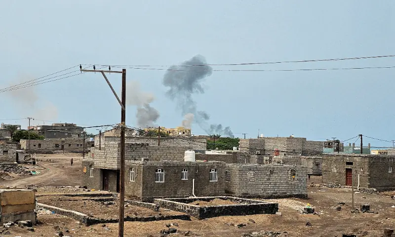  Smoke rises during Houthi missile and drone strikes on the Red Sea port city of Mocha, Yemen, August 9, 2026. &mdash; Reuters 