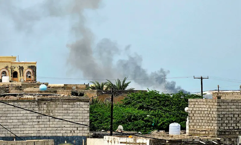  Smoke rises during Houthi missile and drone strikes on the Red Sea port city of Mocha, Yemen, August 9, 2026. &mdash; Reuters 