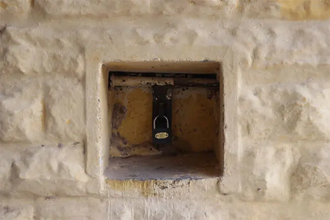  The internal locking system of the hawalat, built into the walls, was considered foolproof against attempts by suspects to escape. 