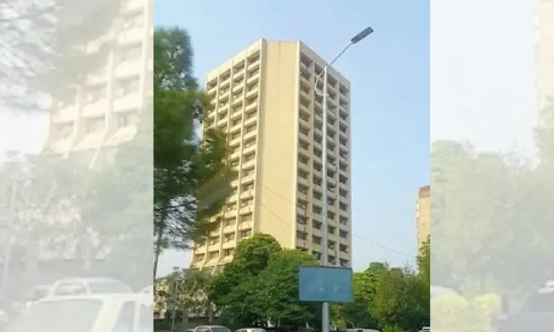 Islamabad May Turn Government Secretariat Into 5-Star Hotel