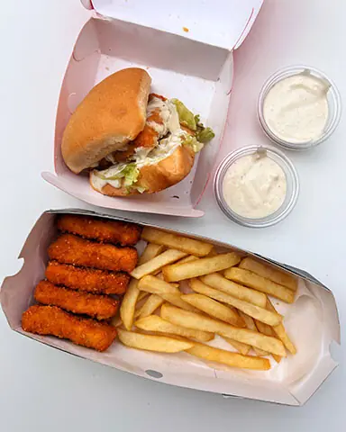 Saudi-style nuggets and fried chicken burger being served by Fuse in Karachi