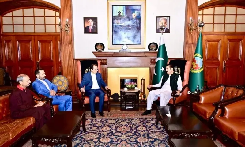 Kundi, Iranian envoy discuss Peshawar-Mashhad direct flights