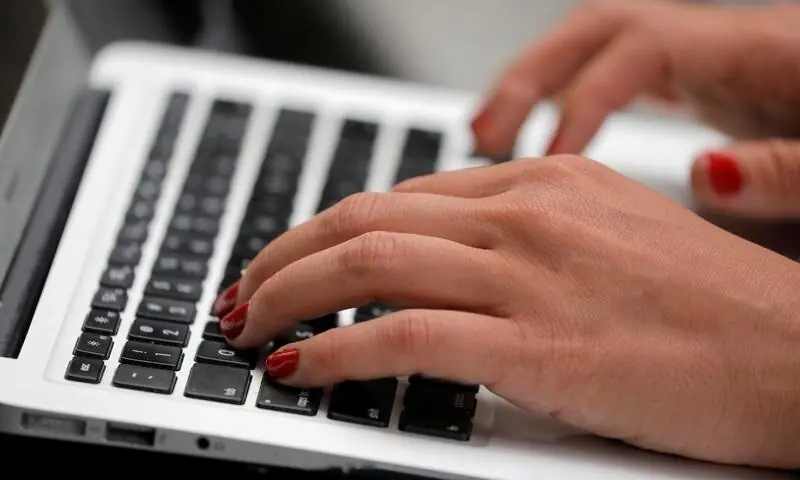 Survey Reveals Cybersecurity Knowledge Gaps Among Pakistani Employees