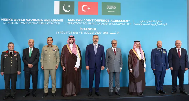 Leaders from Pakistan, Turkiye and Saudi Arabia pose for a photo ahead of the inaugural meeting of the Makkah Defence Alliance.— X/@kbsalsaud / APP / Reuters