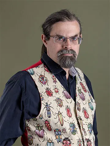    Adrian Tchaikovsky   