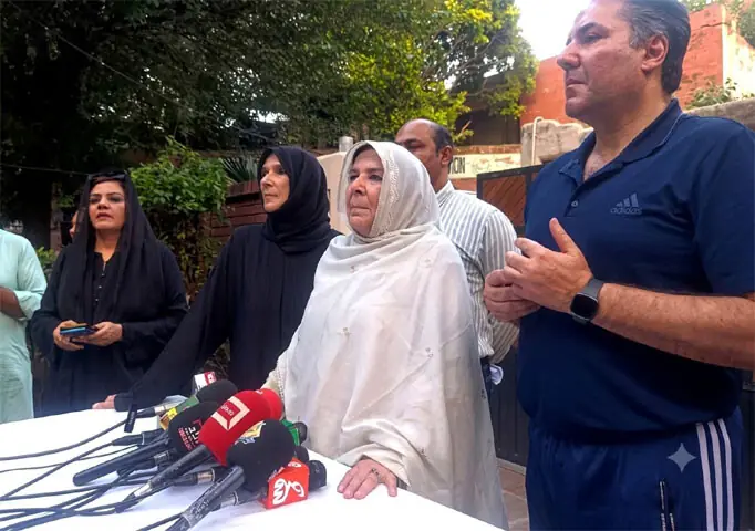 IMRAN Khan’s sisters Noreen and Uzma speak to the media along with their legal team in Lahore.—White Star