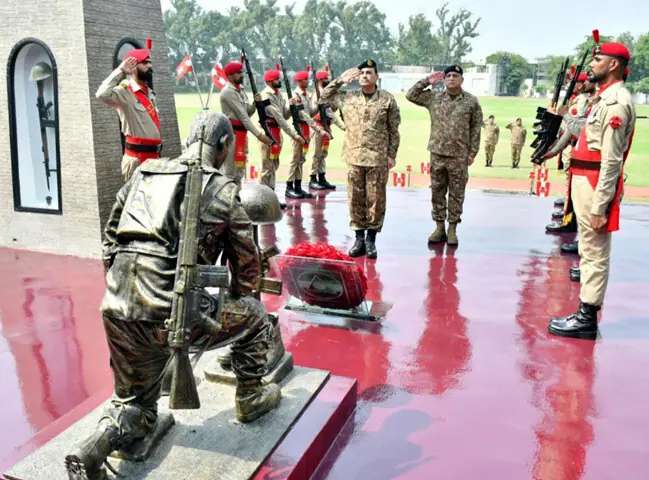   FIELD Marshal Asim Munir pays his respect at the Yadgar-i-Shuhada, in Peshawar.&mdash;PPI  