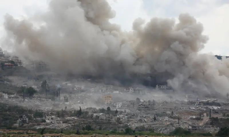  Smoke rises in Mansouri following Israeli explosions reported by Lebanon&rsquo;s state news agency NNA as seen from Hinniyeh, southern Lebanon, on September 28, 2026. &mdash; Reuters 