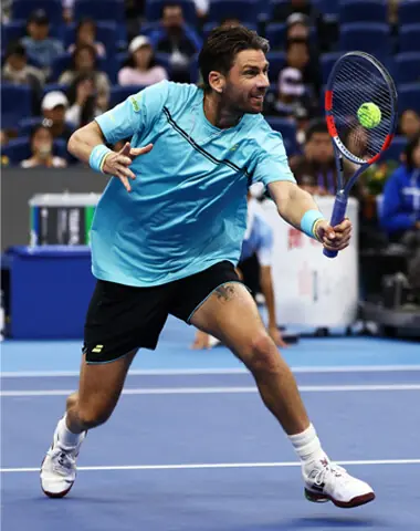 Britain’s Cameron Norrie in action during his China Open round-of-32 match against Germany’s Alexander Zverev at the National Tennis Center on Thursday.—Reuters