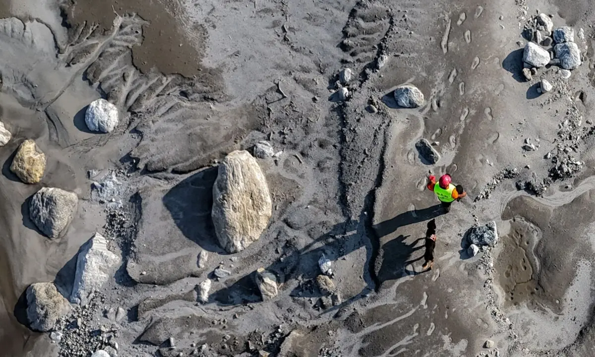Nepal's grim DNA puzzle to identify flood dead