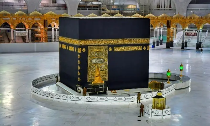 Saudi Arabia denies reports of suicide bomber at Grand Mosque in Makkah