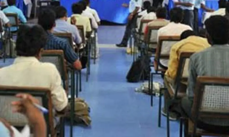 BISE Bannu, DI Khan postpone this week’s exams, citing suspension of communication services