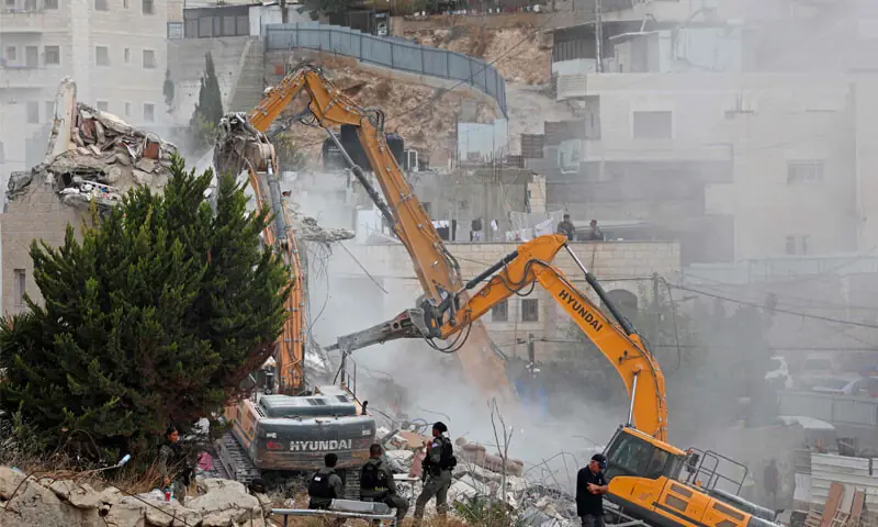 Israel razes five-storey building in Jerusalem without warning
