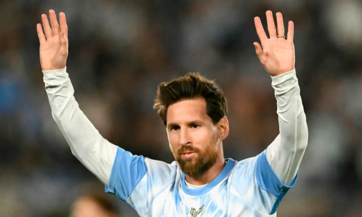 Argentina’s Lionel Messi gestures during the international friendly against Benin at the Monumental in Buenos Aires, Argentina on October 7, 2026.–AFP