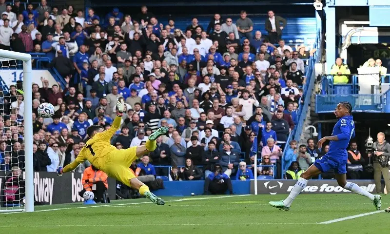 Chelsea’s Joao Pedro (R) scores against Bournemouth during their Premier League match at Stamford Bridge in London on October 10, 2026. —AFP