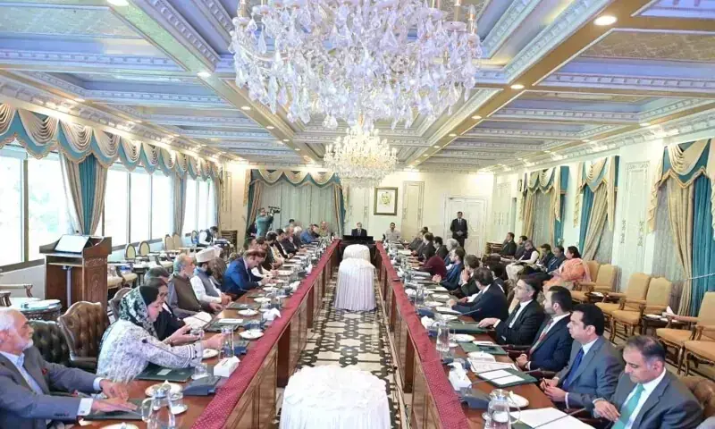 Federal cabinet gives nod to imposition of emergency in KP; summary sent to president