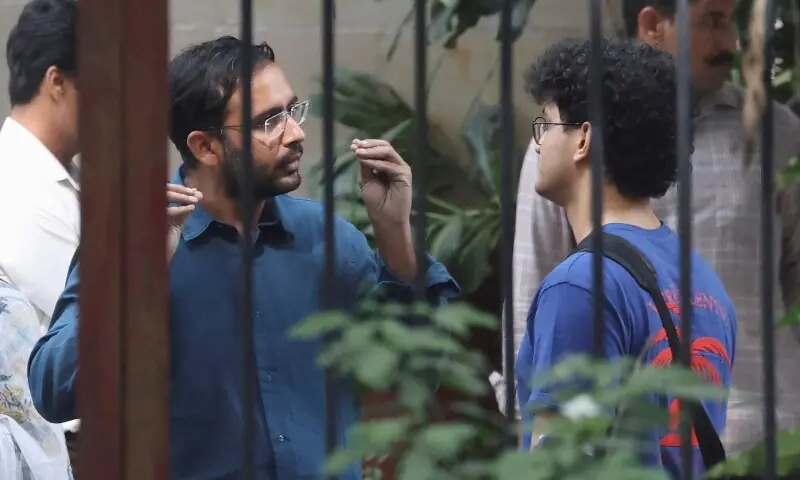 Indian court releases 'cockroach' movement leaders from detention