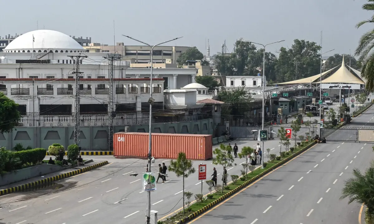 Emergency, governor's rule imposed in KP as president approves cabinet decision