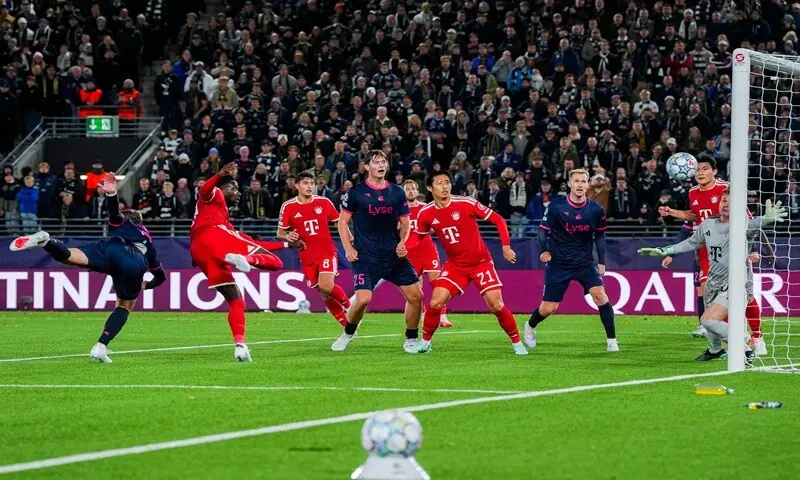Viking’s Herman Johan Haugen (L) scores past Bayern Munich goalkeeper Jonas Urbig (R) during their Champions League first round match at the Lyse Arena in Stavanger, Norway, on October 13, 2026. —AFP
