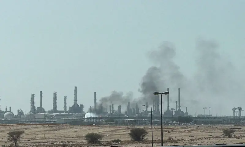 Houthis vow more attacks on Saudi airports, oil facilities after claiming they targeted Aramco