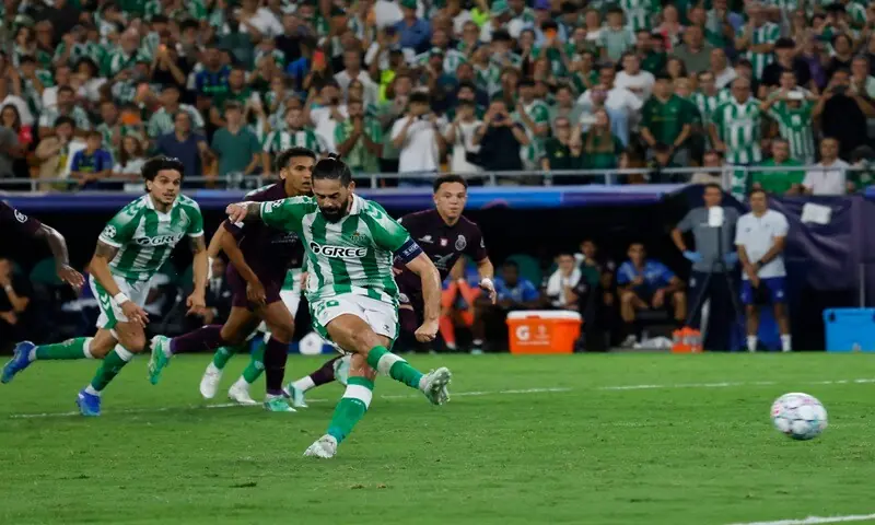 Real Betis’ Isco shoots to score from the penalty spot against FC Porto during their Champions League first-round match at Estadio de La Cartuja in Seville, Spain, on October 14, 2026. —Reuters