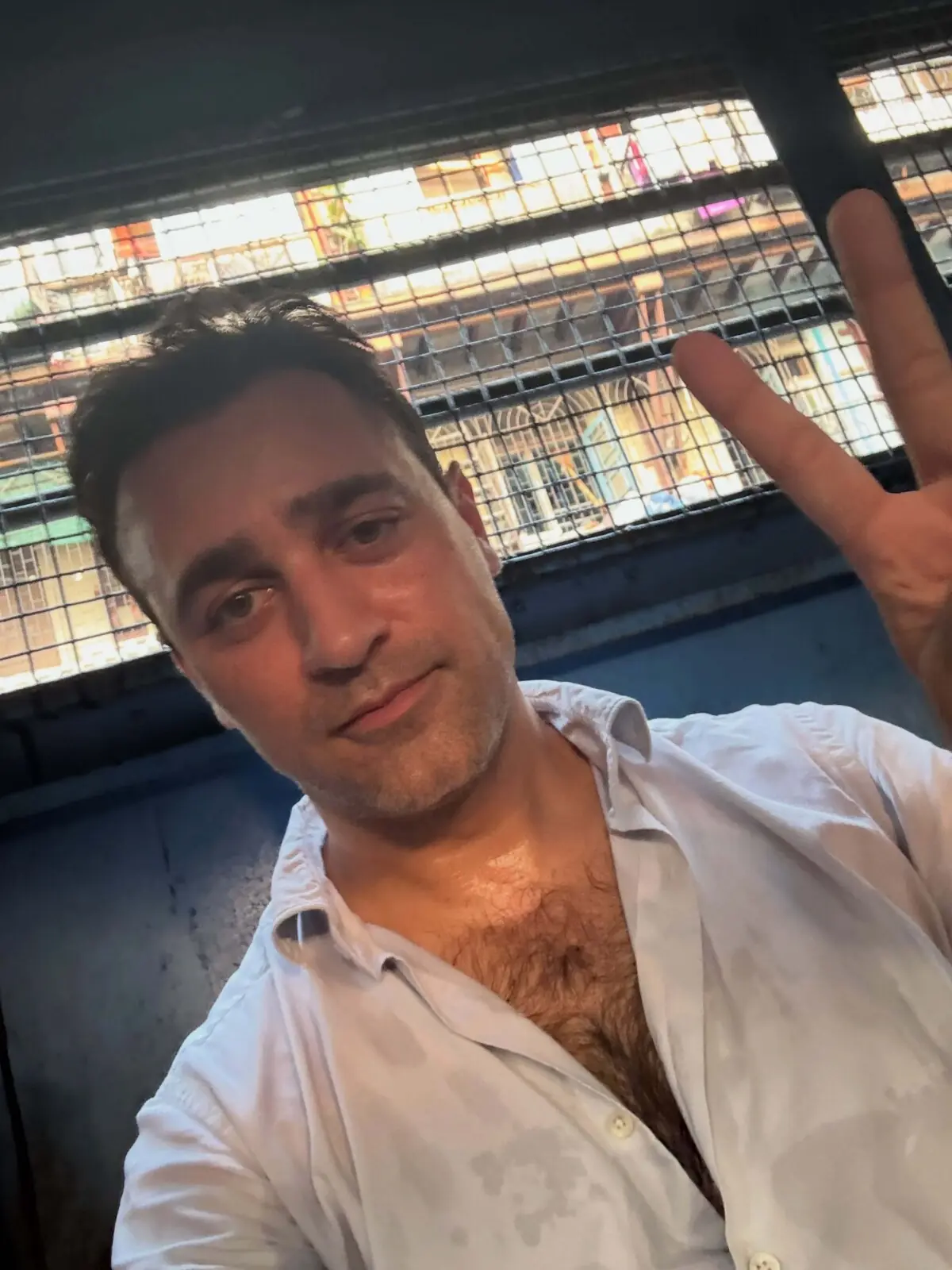 Mumbai police asks actor Imran Khan to leave India by Oct 28 Mumbai police asks actor Imran Khan to leave India by Oct 28