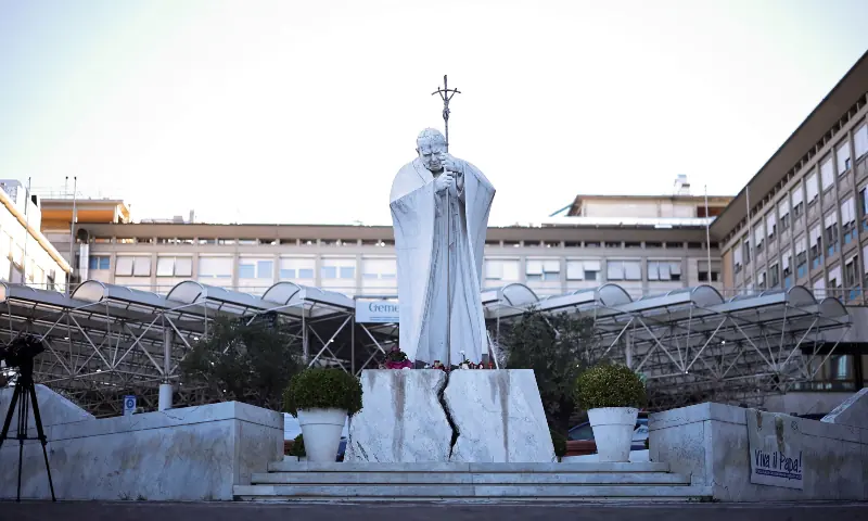 What is the 'hospital of the popes' where Pope Leo is recovering from surgery?