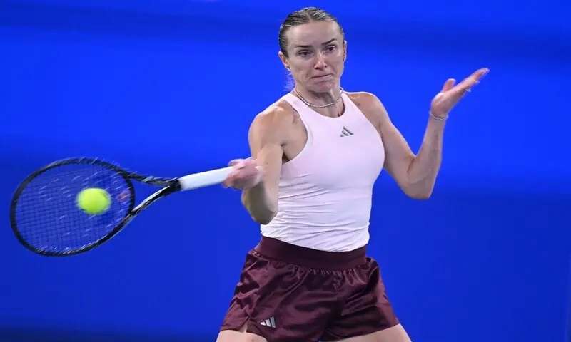 Ukraine’s Elina Svitolina hits a return against China’s Guo Hanyu during their Wuhan Open round-of-16 match at the Dongfeng Voyah Centre Court in Wuhan, China, on October 15, 2026. —AFP