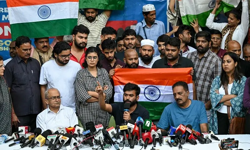 India closes down New Delhi park ahead of 'cockroach' movement rally