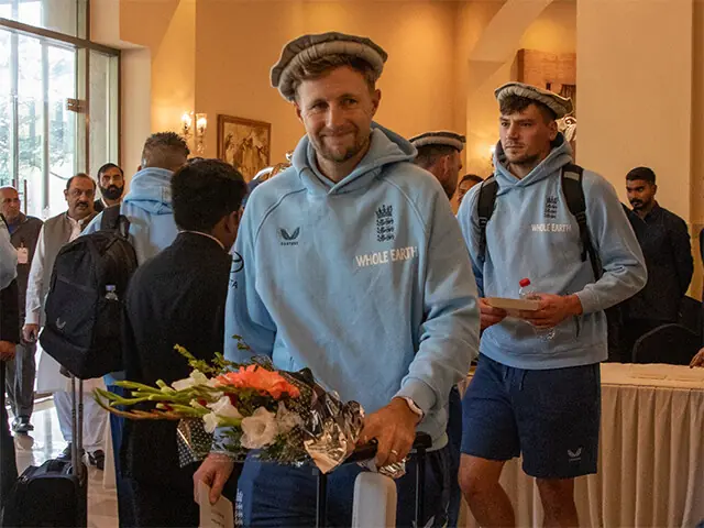 ISLAMABAD: England batter Joe Root arrives along with team-mates at a hotel on Friday ahead of the ODI tri-series.—Courtesy PCB