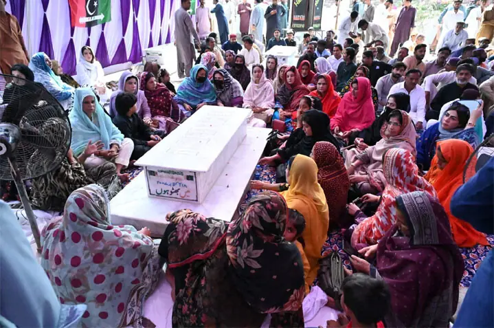 PRAYERS are being held for the Karsaz tragedy victims at Janisaran-i-Benazir Qabristan in Garhi Khuda Bakhsh Bhutto on Sunday.—Dawn