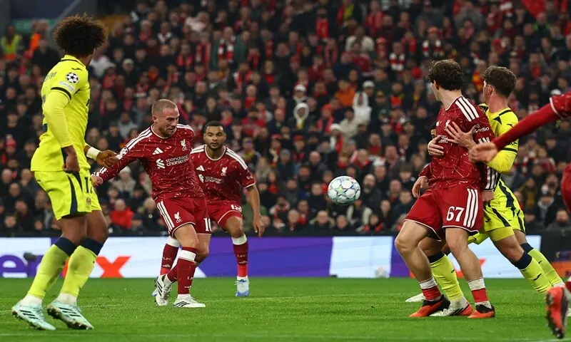 Liverpool’s Alexis Mac Allister (second L) shoots to score against Villarreal during their UEFA Champions League first-round match at Anfield in Liverpool, Britain, on October 20, 2026. —Reuters