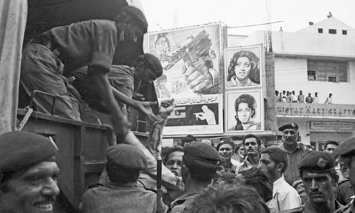 Journalists being arrested at Karachi’s Regal Chowk on August 10, 1978 during the Pakistan Federal Union of Journalists (PFUJ) movement against the crackdown on newspapers and journalists by Gen Ziaul Haq’s regime | Zahid Hussein