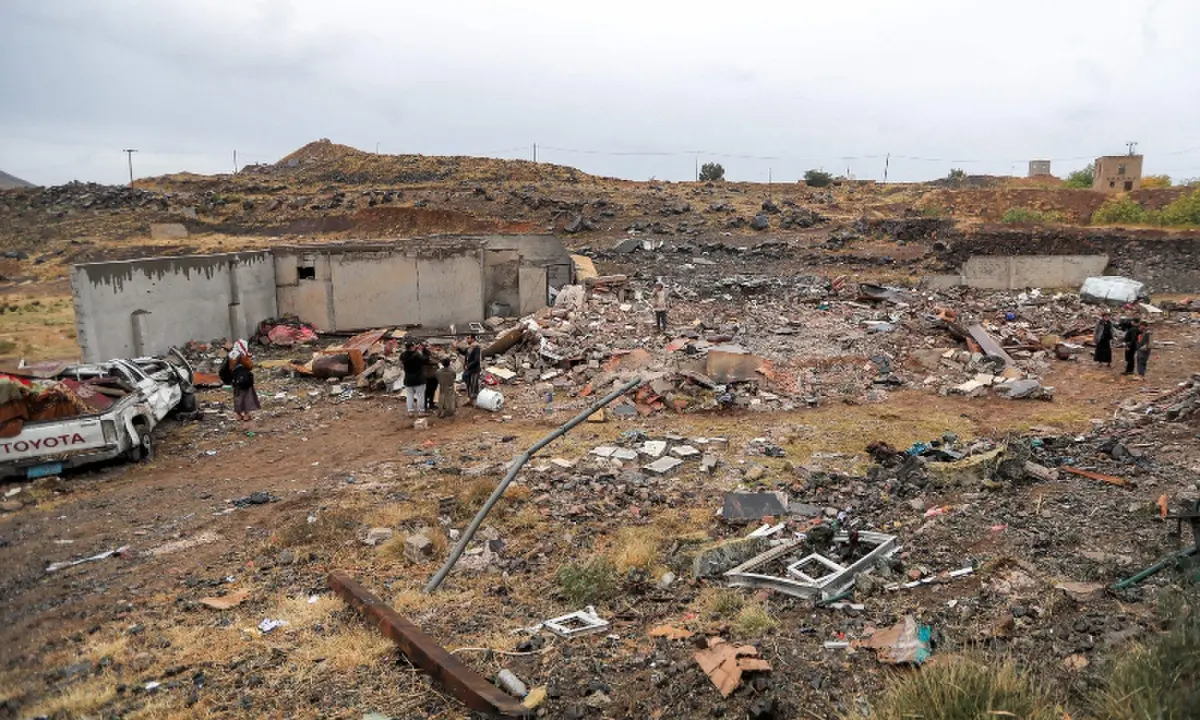 Saudi-led coalition forces, Houthis trade blows; 16 dead in Sanaa, Hodeida