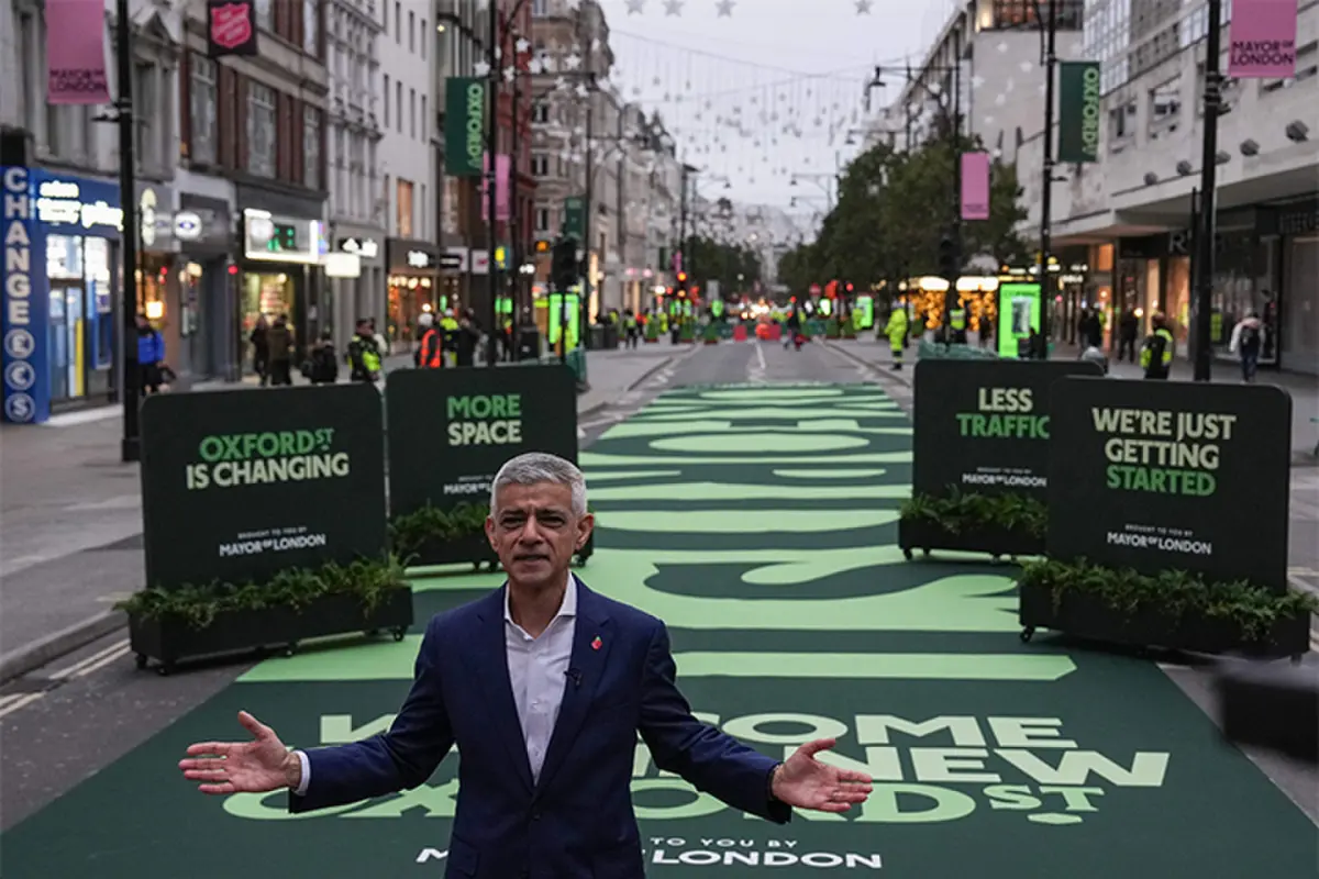 LONDON Mayor Sadiq Khan attends the opening ceremony for Oxford Street as it goes permanently traffic-free for the first time.—AFP