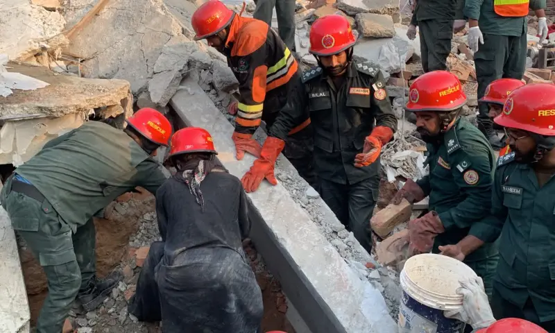 Rescue officials launch a search and rescue operation after building collapse in Multan on October 27, 2026. — Photo via Rescue 1122
