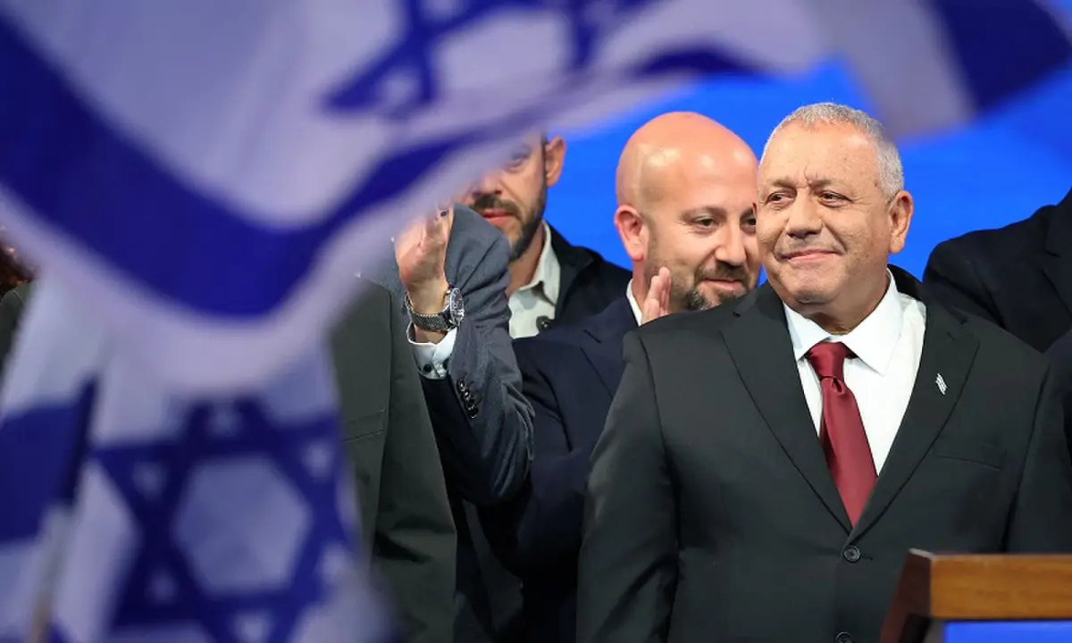 Yashar party leader Gadi Eisenkot (R) arrives to address his supporters at the election night rally after the first exit polls were announced, in Tel Aviv on early October 28, 2026, during Israel’s legislative elections. — AFP