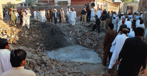 Three killed in suicide car bomb attack on Bannu police station