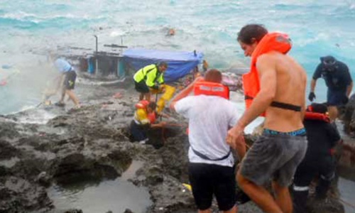 13 dead, dozens missing as boat sinks off Australia