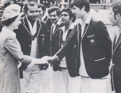 19-year-old Imran Khan being introduced to the Queen of England by skipper Intikhab Alam, 1971. For a while Alam forgot Imran’s name until reminded by a fellow player.