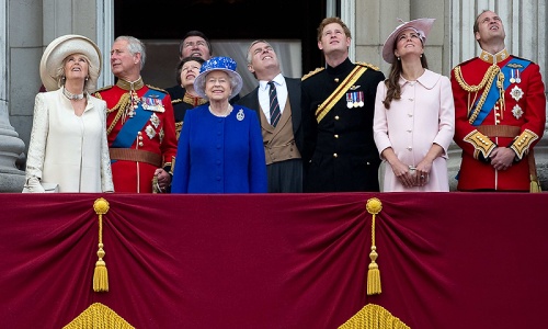 Parade marks Queen Elizabeth II's birthday