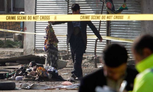 Afghan governor survives roadside bomb attack: officials