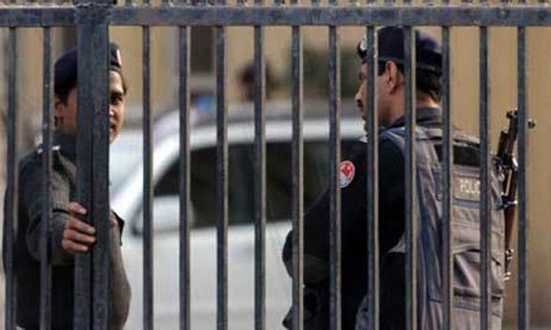 One suspected militant killed; two arrested in Peshawar operation