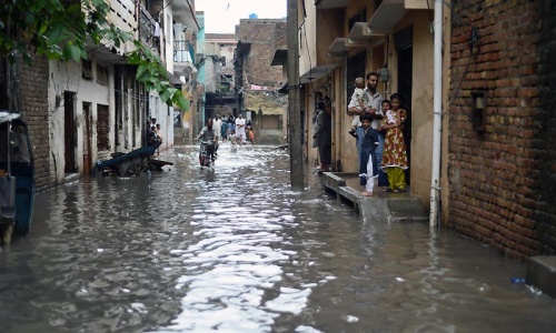 Rain, flood continues to wreak havoc in KP, Punjab