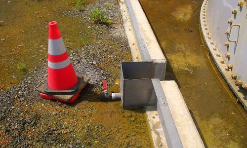 Worst radioactive leak from tank at Japan's Fukushima Worst radioactive leak from tank at Japan's Fukushima