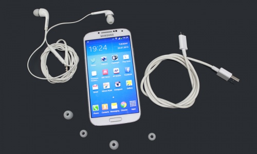 Inspect-a-gadget: Samsung Galaxy S4