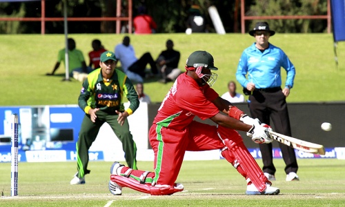 Zimbabwe set to face Pakistan despite row over wages