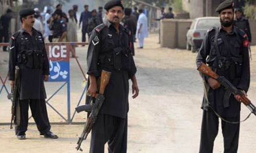 Bomb wounds 11 outside girls' school in Bannu